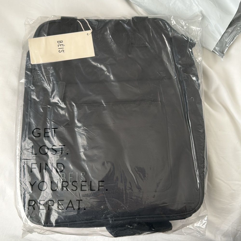 BÉIS Expandable Backpack